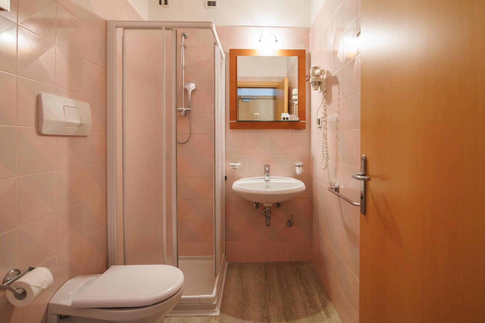 טורבולה Club Hotel E Residence La Vela מראה חיצוני תמונה