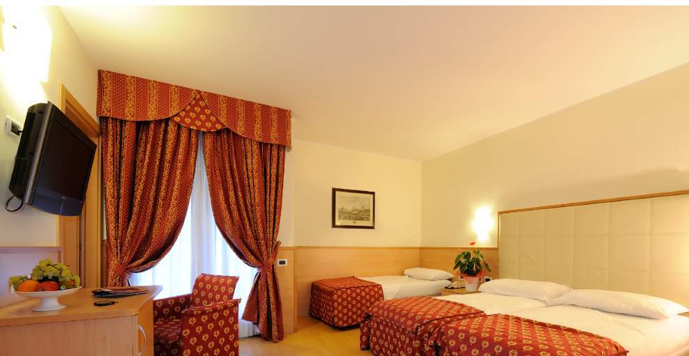 טורבולה Club Hotel E Residence La Vela מראה חיצוני תמונה